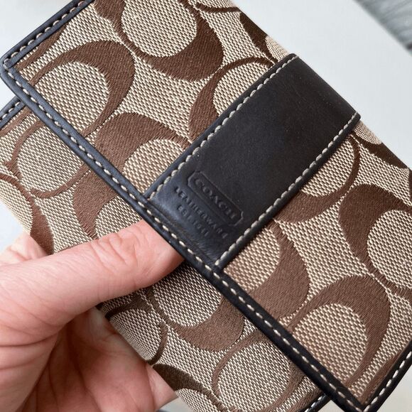 Coach Signature Canvas & Leather Tri-Fold Wallet Brown Classic Logo - Picture 2 of 9